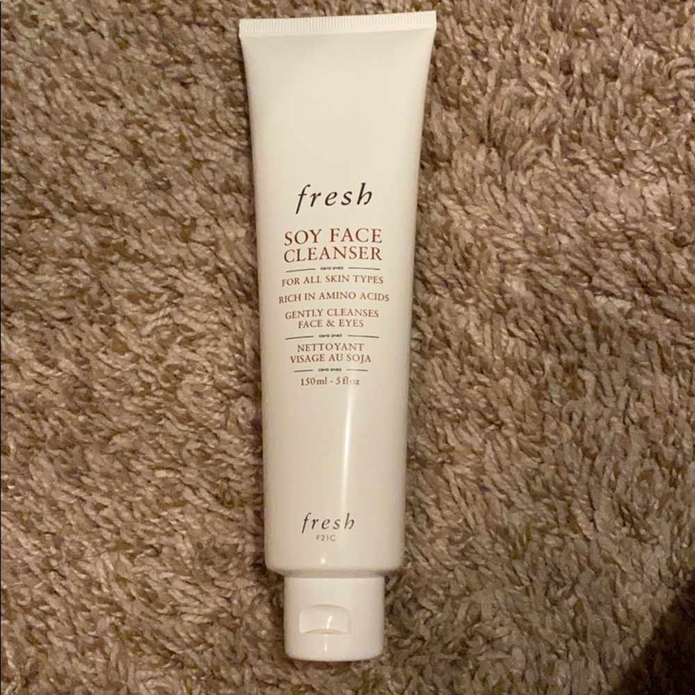 Fresh Soy Face Cleanser Full Size